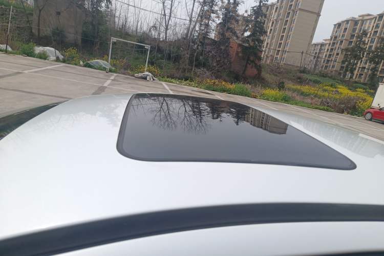 Used Peugeot 308 2014 Enjoy Edition Classic 1.6L Manual YouShang Model
