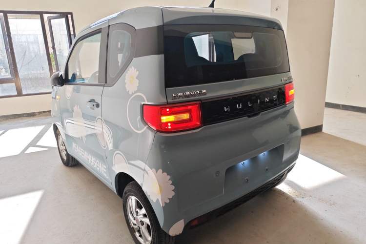 Used Wuling Hongguang MINIEV 2020 Freedom Version Lithium Iron Phosphate
