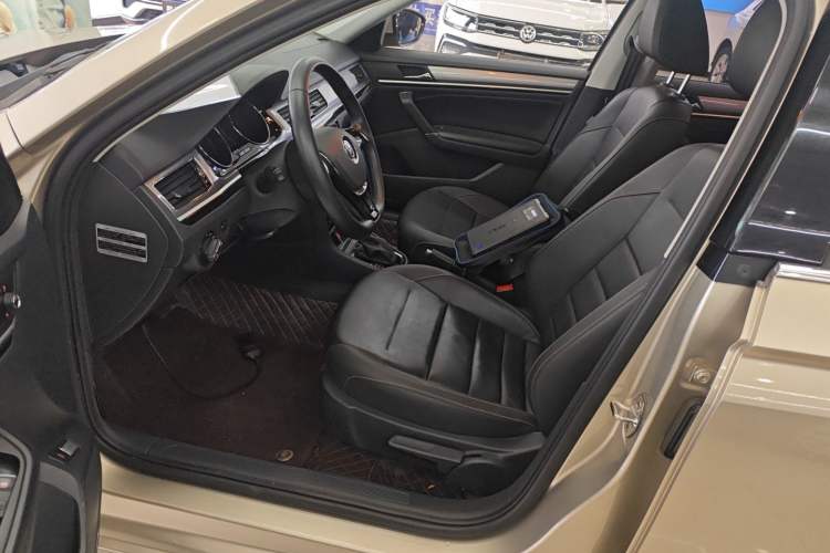 Used Volkswagen Bora 2017 1.6L Automatic Comfort Model Left Front Seat