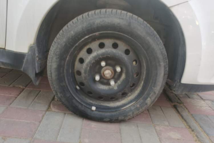 Used Chery E5  Right Front Wheel Hub