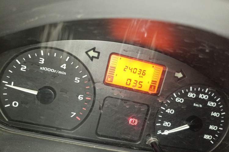 Used Wuling Rongguang 2011 1.2L Base Version