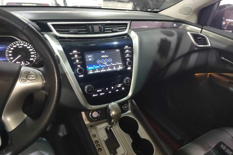 Used Nissan Murano 2017 2.5L XL Two-Wheel Drive Smart Edition