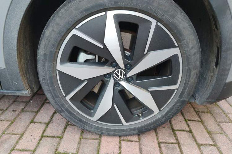 Used Volkswagen ID.4 CROZZ 2021 Long-Range PRO Two-Wheel Drive Version
