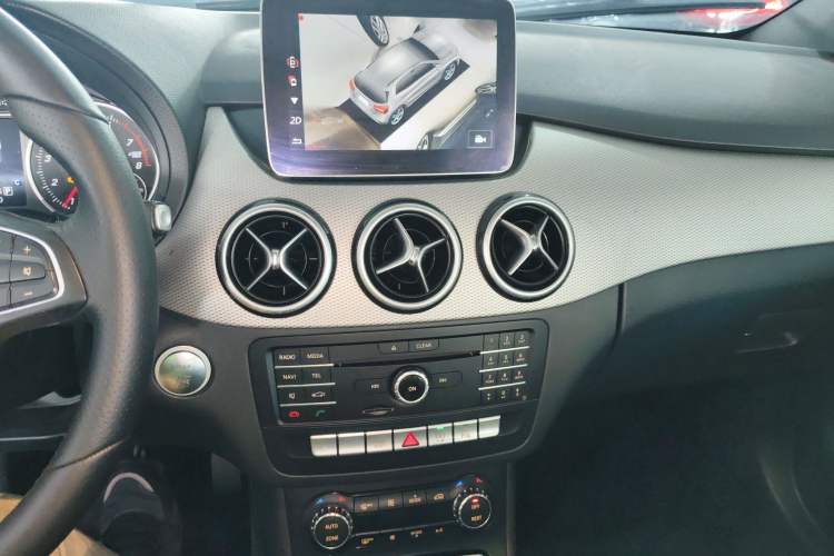 Used Mercedes-Benz B-Class 2017 B 200 Fashion Model
