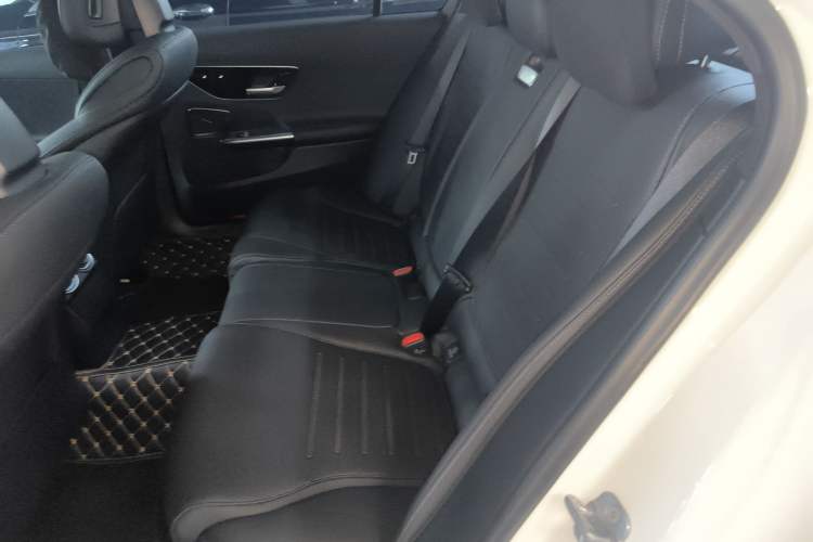 Used Mercedes-Benz C-Class New Energy 2024 Facelift C 350 eL
