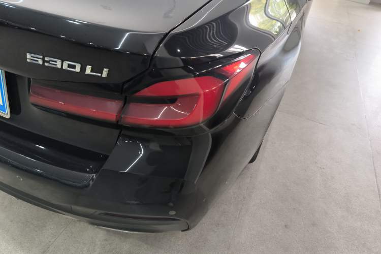 Used BMW 5 Series 2021 Facelifted 530Li Leading Edition M Sport Package