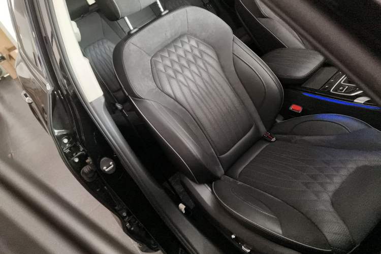 Used Hongqi HS5 2022 Revised Version 2.0T Smart Connect Flagship Edition