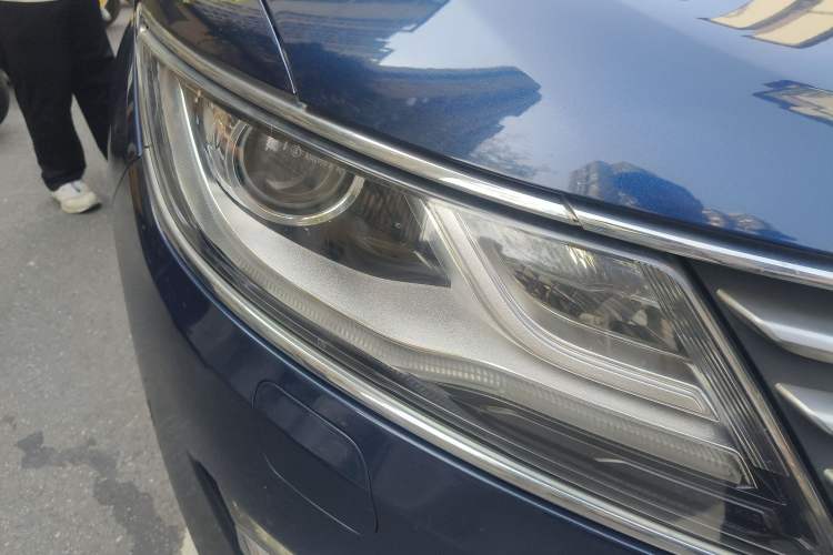 Used Lincoln MKC 2017 2.0T Two-Wheel Drive Deluxe Edition