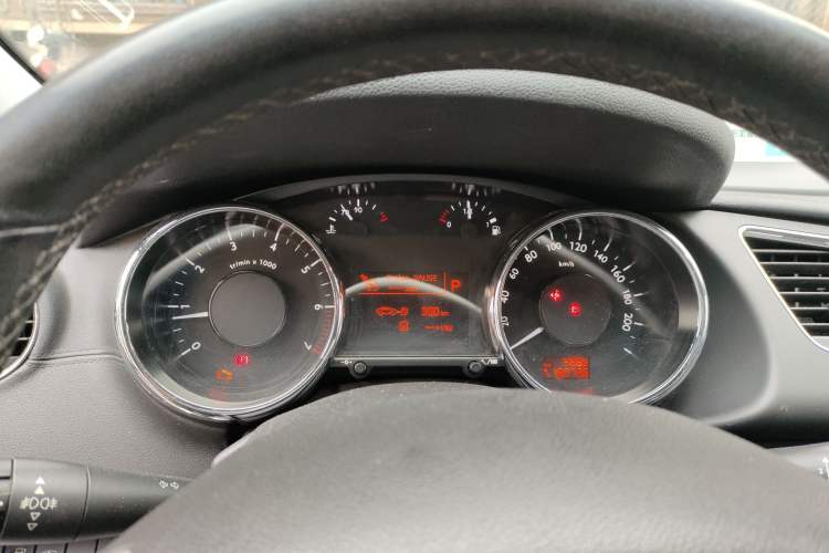 Used Peugeot 3008 2013 2.0L Automatic Trend Edition Instrument Cluster