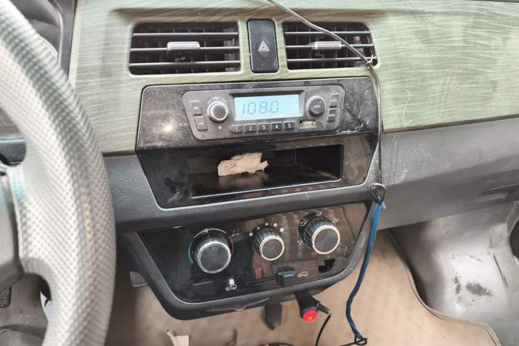 Used Jinbei Hiace X30 2019 1.5L Van Standard Model China VI SWC15M
