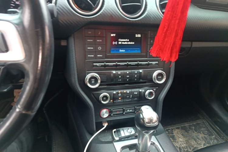 Used Ford Mustang 2018 2.3T Automatic Hardtop Standard Trim U.S. Specification Audio And AC Panel