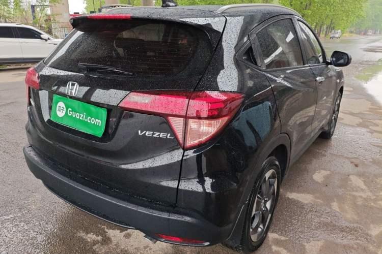 Used Honda Vezel 2017 1.8L CVT Front-Wheel Drive Pioneer Edition Rear Right 45 Deg