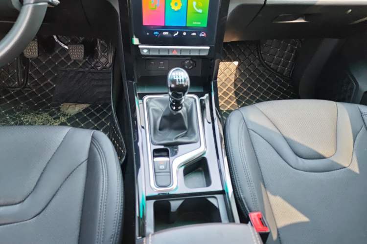 Used JAC Group T8 2021 2.4T PRO Gasoline Two-Wheel Drive Rui Xing Edition Standard Dual 4K22D4T
