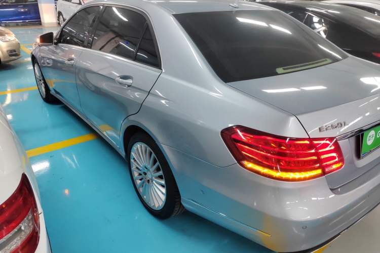 Used Mercedes-Benz E-Class 2015 Facelift E 200 L