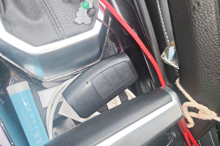 Used JMC Yusheng S350 2016 2.0T Automatic All-Wheel Drive Gasoline Ultra-Luxury 7-Seater