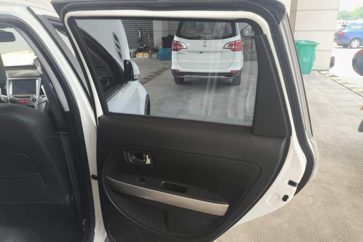 Used Haval H1 2016 Red Label 1.5L Manual Luxury Model