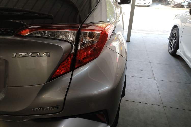 Used Toyota IZOA 2021 Dual-Motor 2.0L Yi Xing Edition