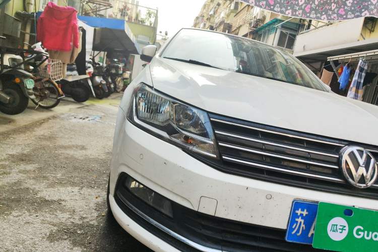 Used Volkswagen Lavida 2015 1.6L Automatic Comfort Edition
