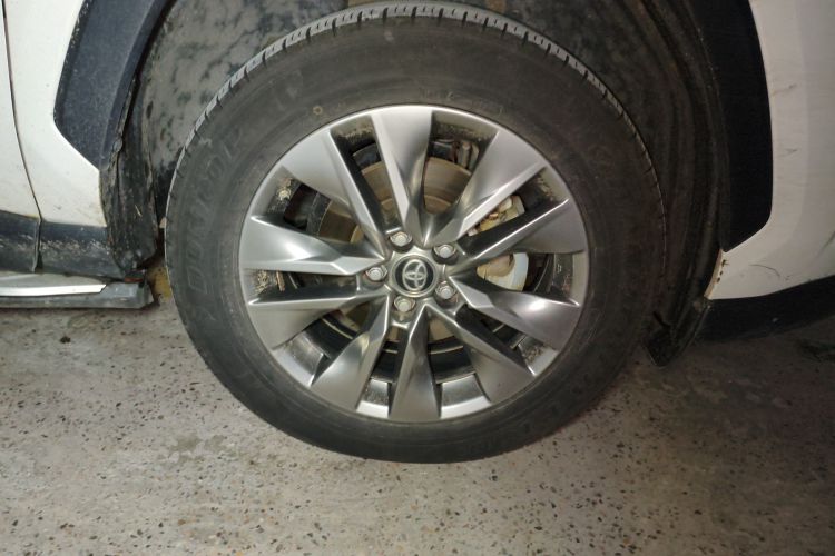 Used Toyota Wildlander 2022 Dual-Motor 2.5L E-CVT 4x4 Luxury PLUS Edition
