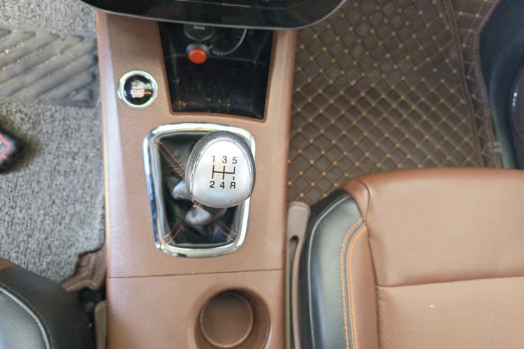 Used FORTHING Joyear X5 2016 1.6L Manual Luxury Model