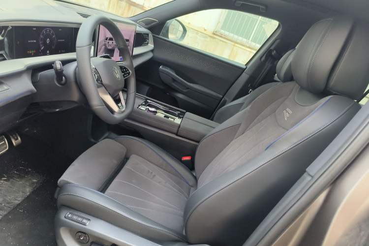 Used Volkswagen Teramont 2025 Tiguan Pro 450TSI Four-Wheel Drive Summit Edition