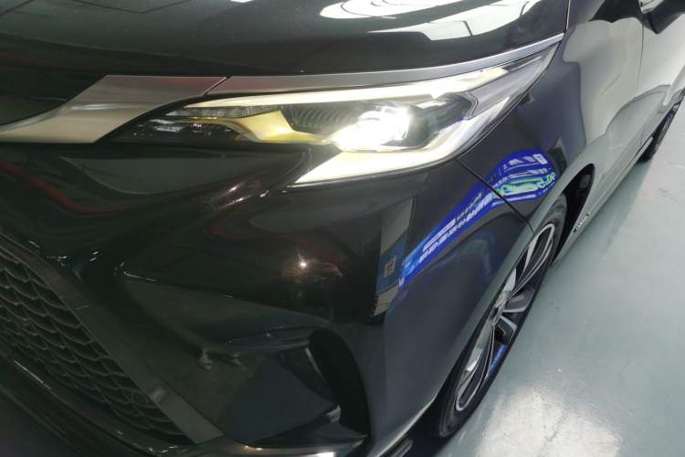 Used Toyota Granvia 2022 2.5L Hybrid Premium Edition Left Front Headlight