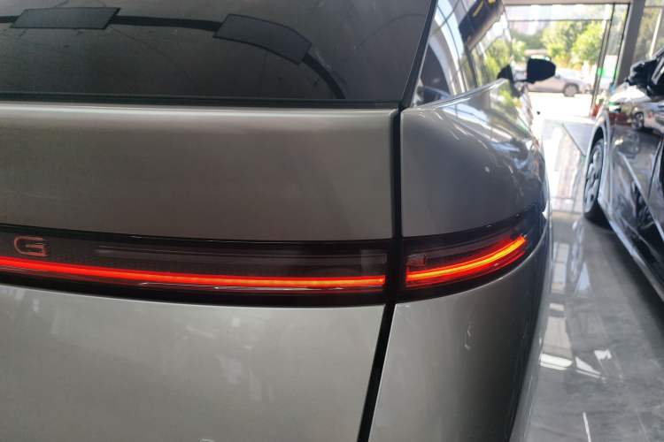 Used XPeng X9 2024 610 Long-Range Pro