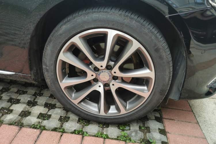 Used Mercedes-Benz E-Class 2016 E 200 L
