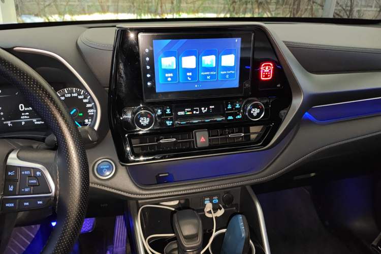 Used Toyota Crown Kluger 2021 2.5L HEV Four-Wheel Drive Elite Edition Audio And AC Panel