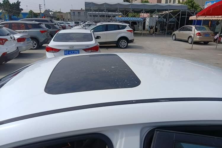 Used Geely Auto Emgrand GL 2017 1.8L DCT Elite Model
