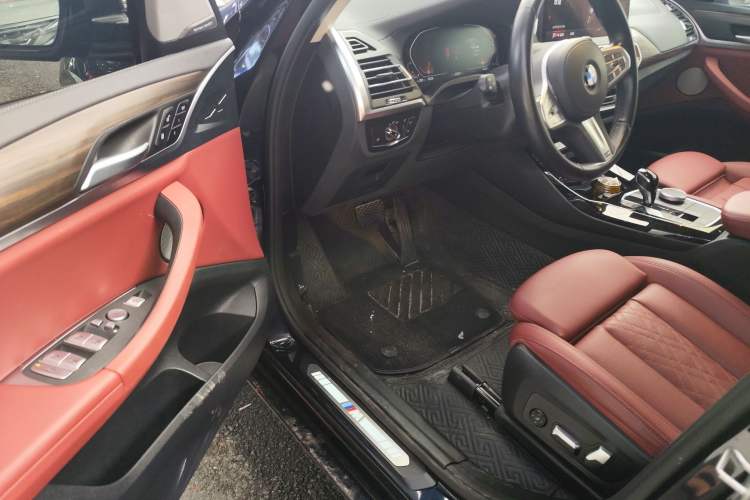 Used BMW X3 2023 xDrive30i Leading Model M Night Edition Package
