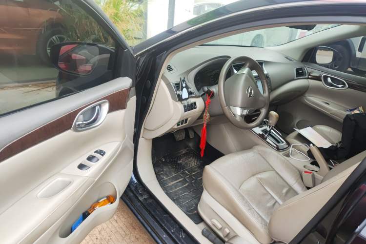 Used Nissan Sylphy 2012 1.6 XL CVT Luxury Edition Driver Seat