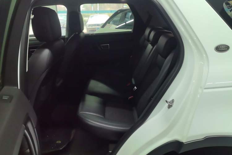 Used Land Rover Discovery Sport 2018 240 PS PURE Edition