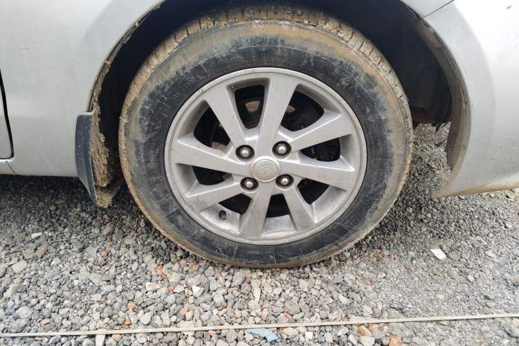 Used FAW Xiali N5 2014 1.3L Manual Comfort Version