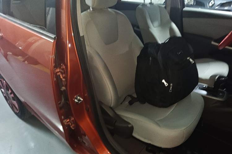 Used Chevrolet Lova RV 2016 1.5L Automatic Comfort Edition