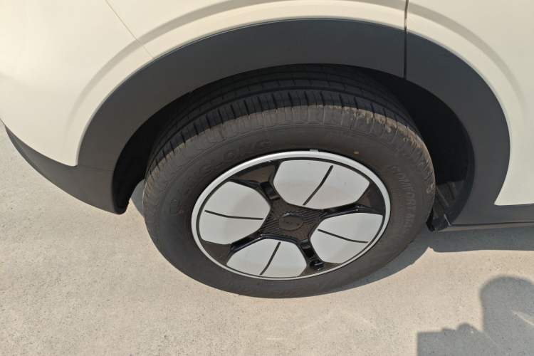 Used Geely Galaxy Geome 2026 Model 310km Youth Edition Exterior 5