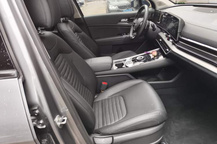 Used Kia Sportage (Chinese Domestic Model) 2023 2.0T Two-Wheel-Drive Prestige Edition
