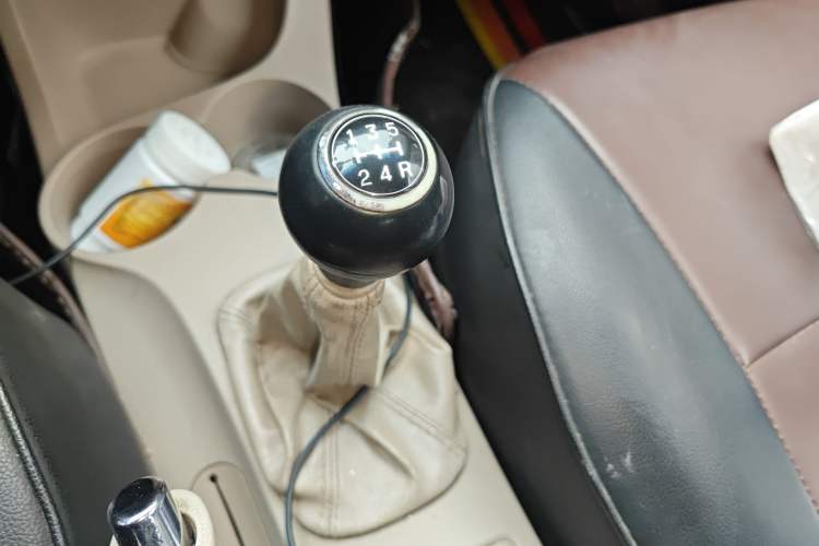 Used Kia Sportage 2013 2.0L Manual Two-Wheel Drive GL Trim
