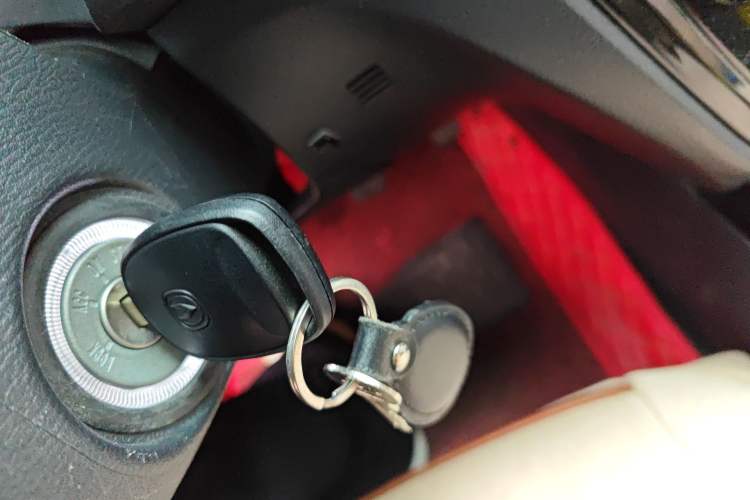 Used CHANGAN Alsvin V7 2016 1.6L Manual Enjoyment Model China V Standard