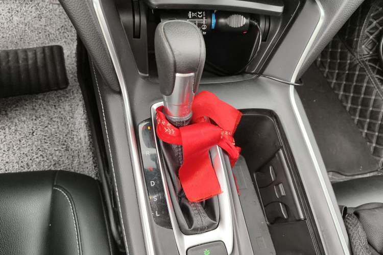 Used Honda Inspire 2019 260TURBO Elegant Edition China VI Emission Standard Gear Lever