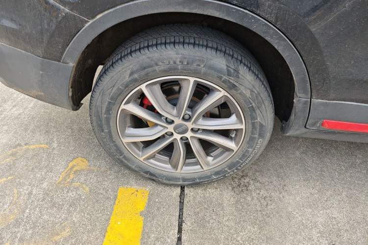 Used Geely Auto Emgrand X7 Sport 2021 1.8TD DCT Two-Wheel Drive Asian Games Edition Right Rear Wheel Hub