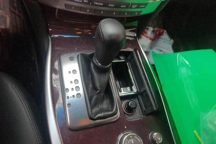 Used Infiniti Q70 2017 Q70L 2.5L Enjoyment Edition
