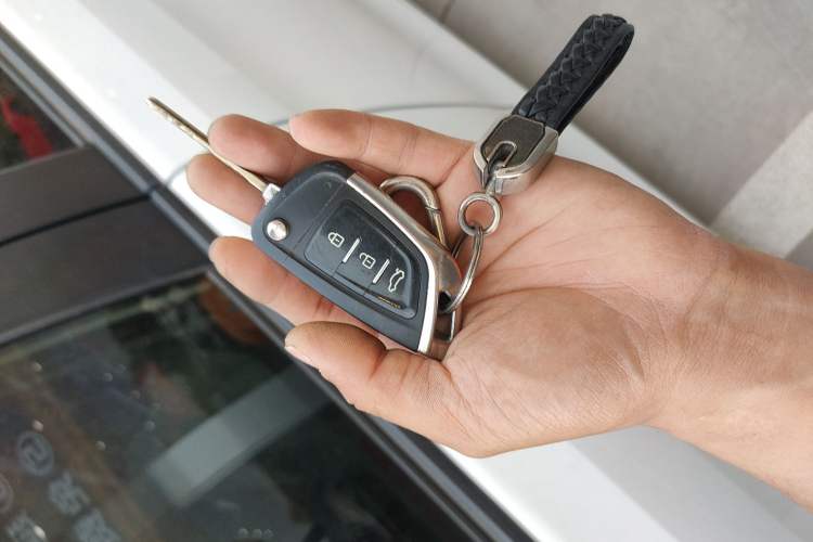 Used Toyota YARiS L Zhi Xuan 2019 1.5E CVT Dynamic Edition China VI compliant