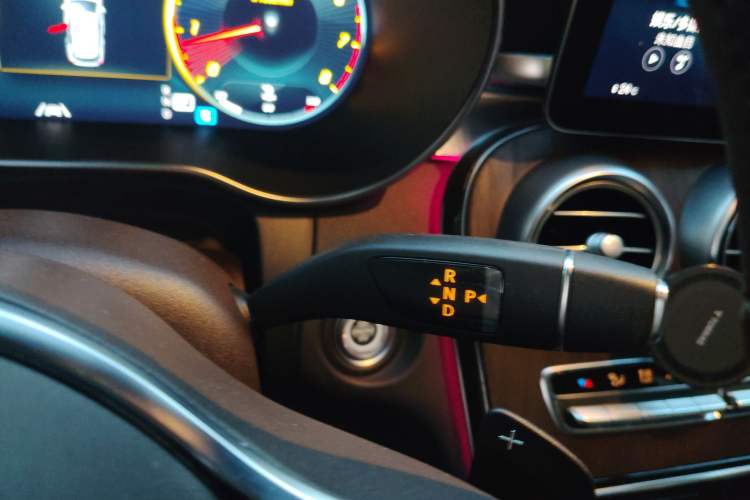 Used Mercedes-Benz GLC 2022 GLC 300 L 4MATIC Dynamic Edition Prestige Model Gear Lever