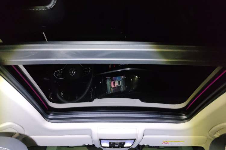 Used Volkswagen Passat 2024 380TSI Dragon Glory Edition Headliner