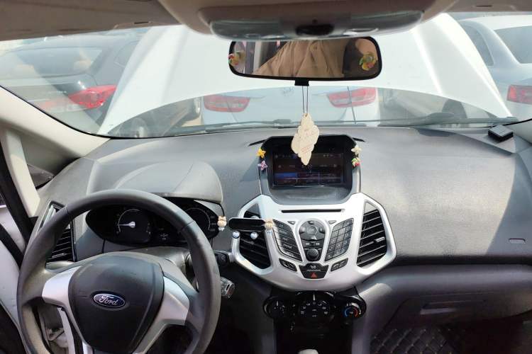 Used Ford EcoSport 2013 1.5L Automatic Fashion Model