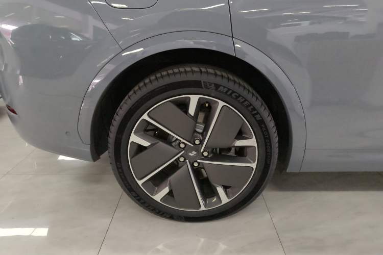 Used Li Auto L7 2025 Max Smart Refresh Edition
