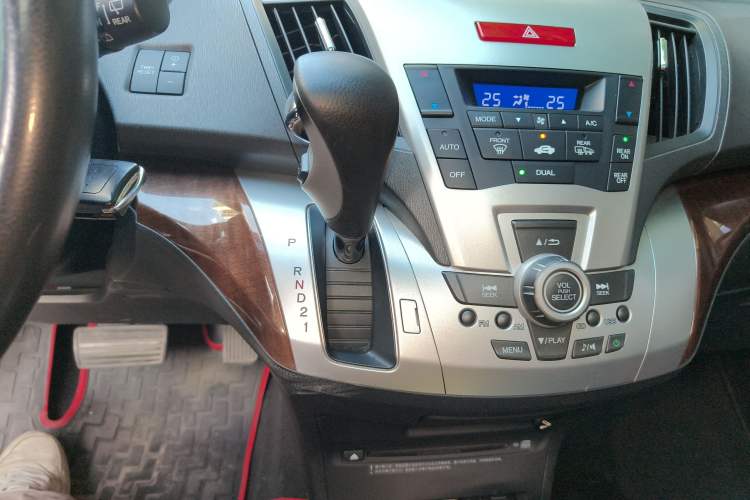 Used Honda Odyssey 2013 2.4L Luxury Edition