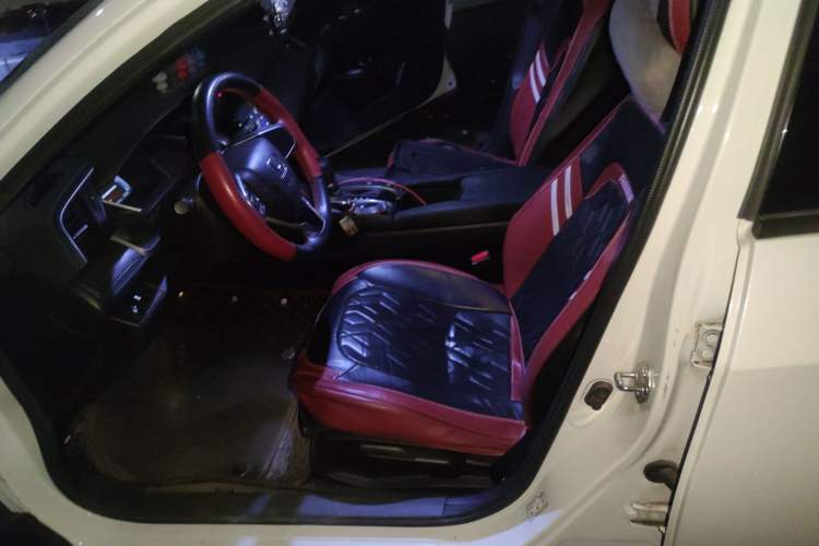 Used Honda Civic 2021 HATCHBACK 220TURBO CVT New Trendsetter
