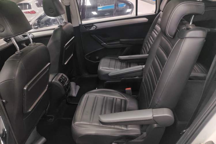 Used Volkswagen Touran 2021 Tiguan L 280TSI DSG Boundary Edition 6-Seater